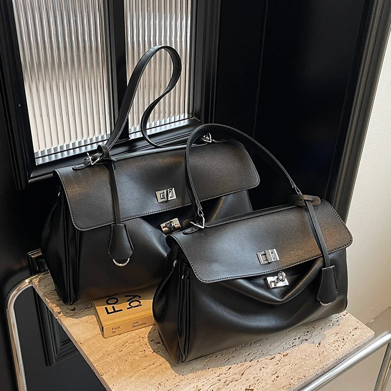 LARGE CAPACITY PLATINUM CROSSBODY SHOULDER BAG