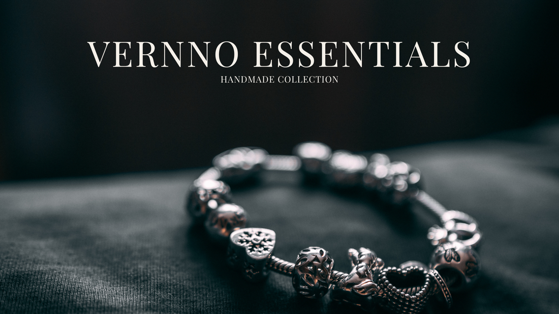 Minimalist Jewelry: What It Is & Why It Never Goes Out of Style