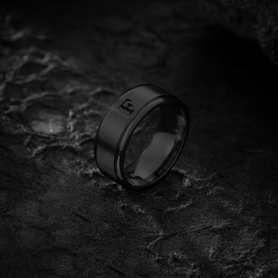 STAINLESS LETTER RING