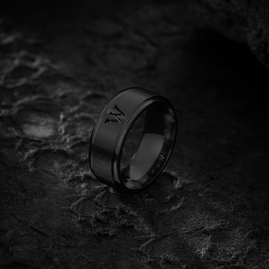 STAINLESS LETTER RING