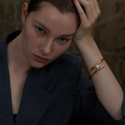 PEARL DUALITY BRACELET