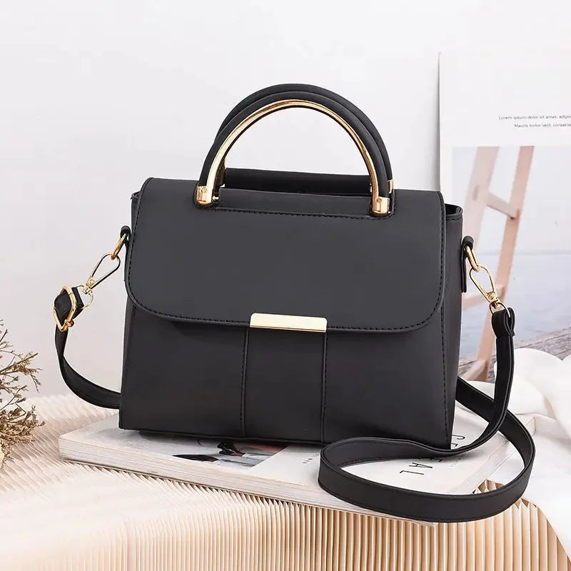 SMALL FASHIONABLE KOREAN-STYLE CROSSBODY BAG