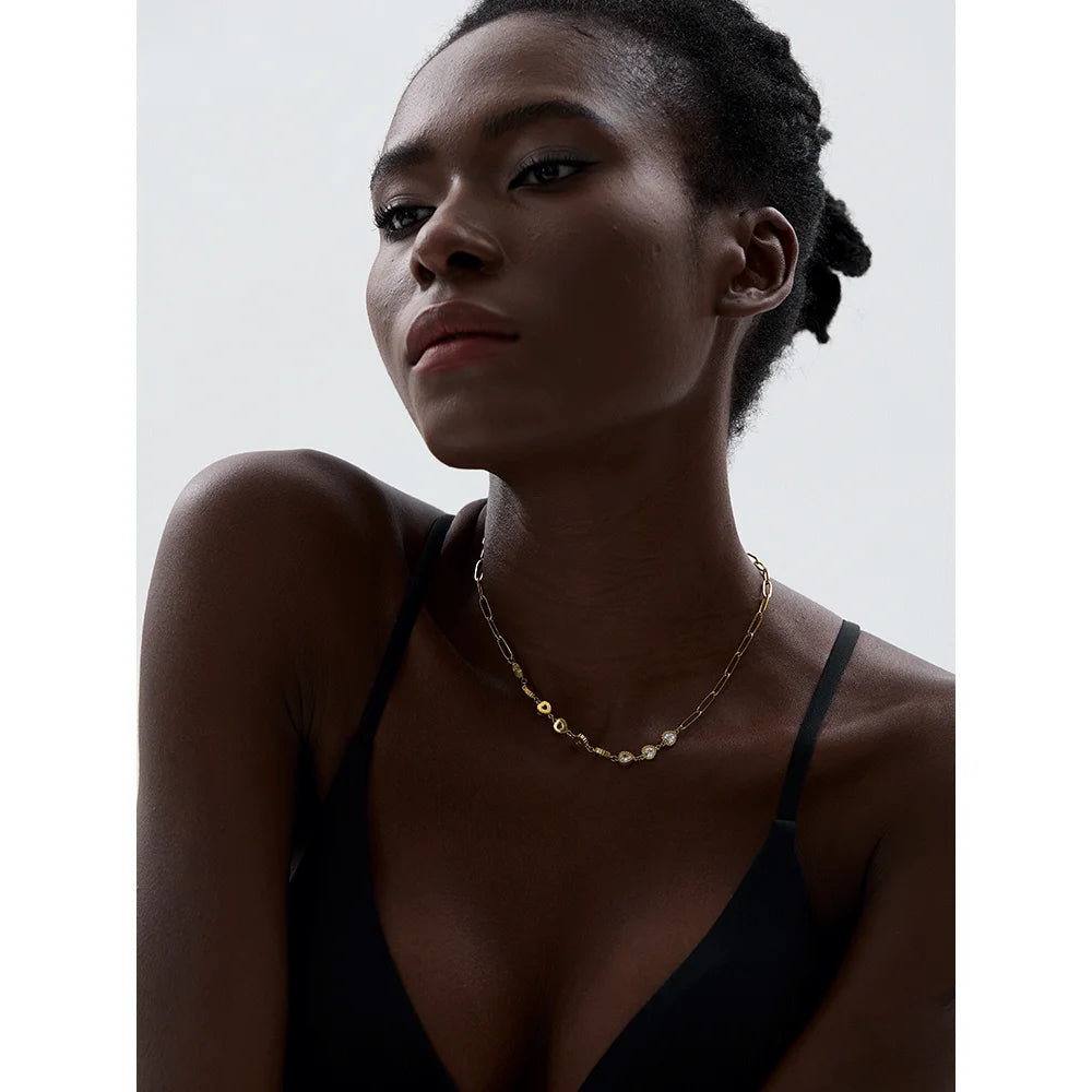 CHROMA HEART COLLAR NECKLACE