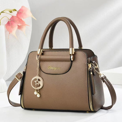 SMALL FASHIONABLE WOMEN’S CROSSBODY BAG